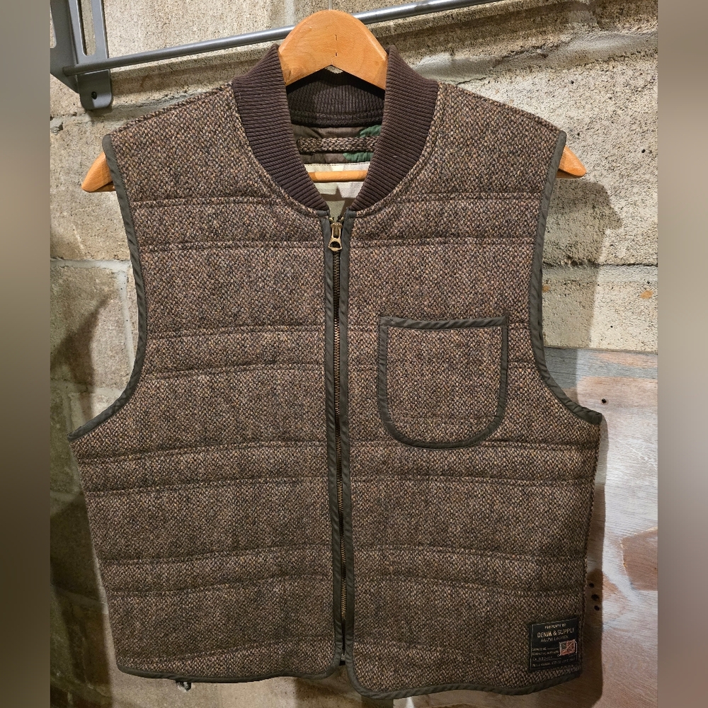 Tweed Quilted 🦺 - Picture 2 of 9